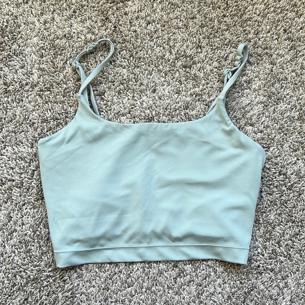 Paragon cropped brami. Size medium.